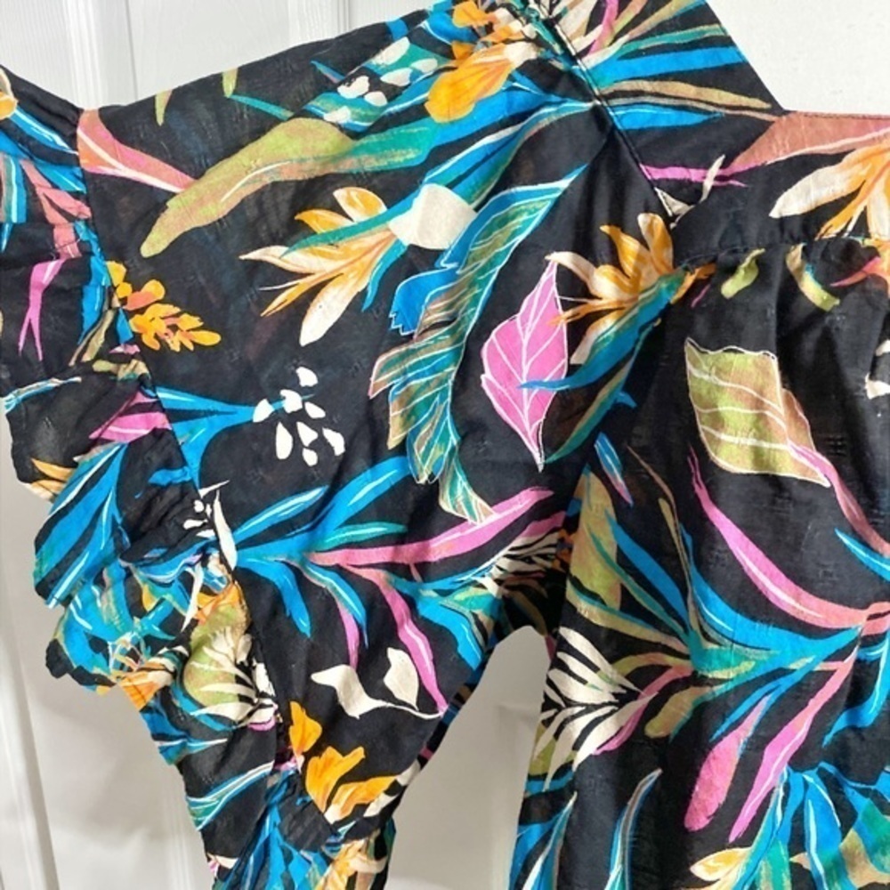 Terra & Sky Women Floral Square Neck Ruffle Sleeve Black artsy Top - Picture 4 of 11